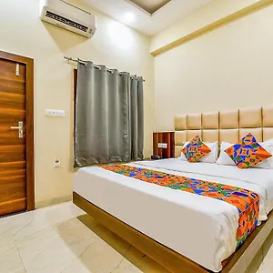 3* Отель Fabexpress Dosa Plaza