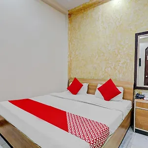Hotel Oyo Flagship 73630 Riz