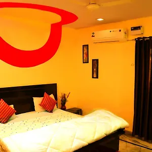 Taj Castle A Boutique Homestay Проживание в семье
